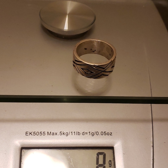 Vintage Sterling Silver Tribal Band Size 8 - 8.6g - Picture 4 of 7